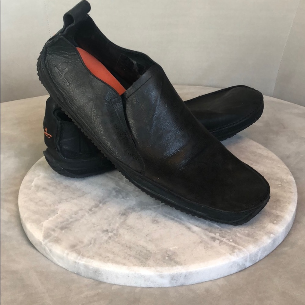 J Shoes brand black leather loafers 15